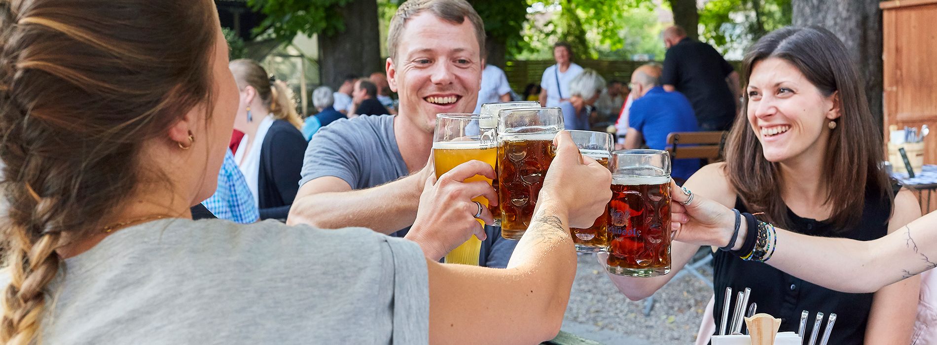 Biergärten in der Zweilandstadt